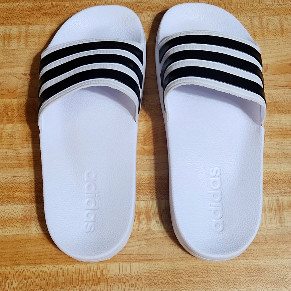 ADIDAS SLIDES - Picture 2 of 7